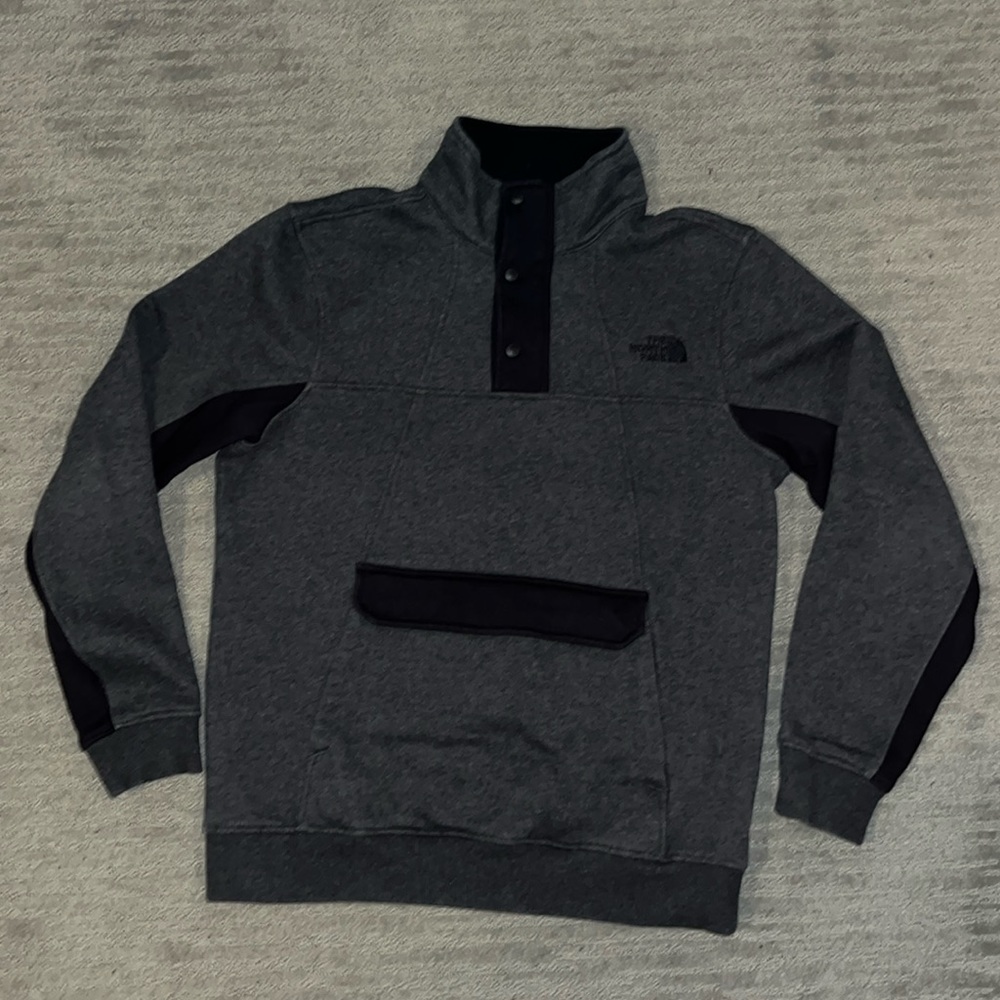 Men’s North Face Sweatshirt Quarter Button Dark Gray